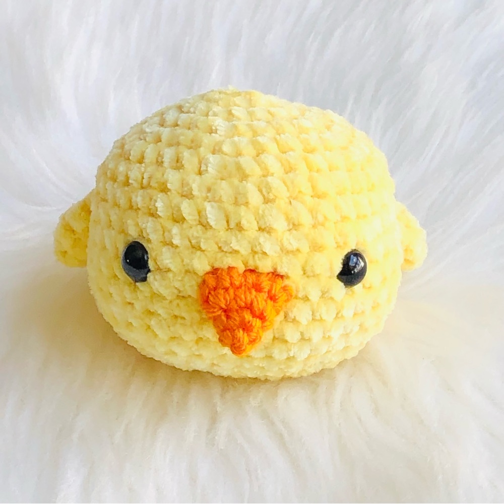Handmade Crochet Baby Chick 1 pc - Picture 6 of 6